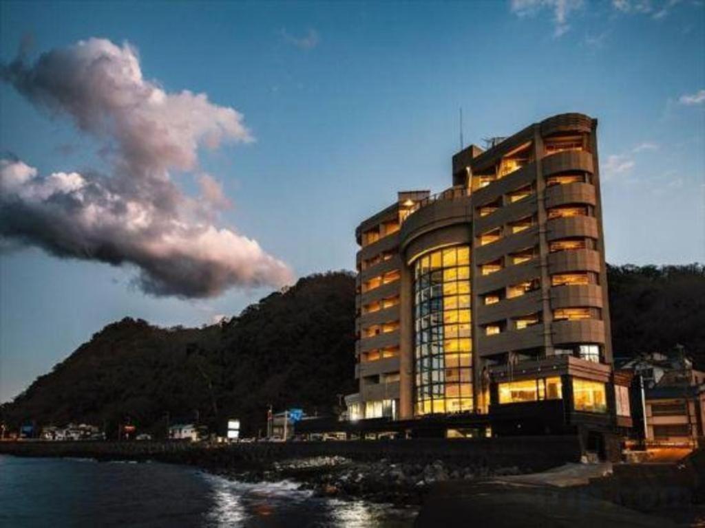 Luxury Wa Hotel Kaze No Kaori Ito  Exterior photo